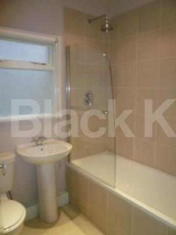 			2 Bedroom, 1 bath, 1 reception Flat			 Park Road, CROUCH END N8